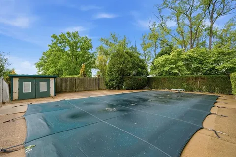 $450,000 | 139 East Edgewood Drive, Canonsburg, PA 15317