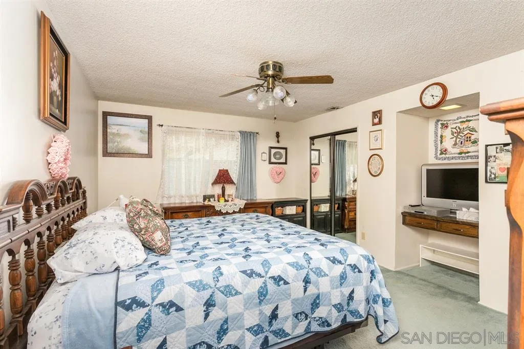 2826 Oaktree Way Fallbrook, CA 92028 - Photo 14 of 25 Gallery Image 14