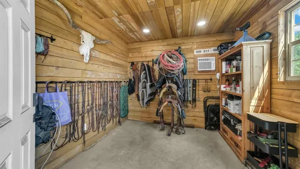$495,000 | 1739 Farm To Market 67, Covington, TX 76636