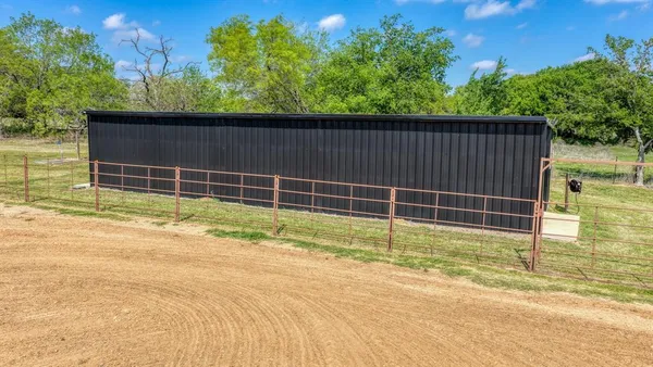 $495,000 | 1739 Farm To Market 67, Covington, TX 76636