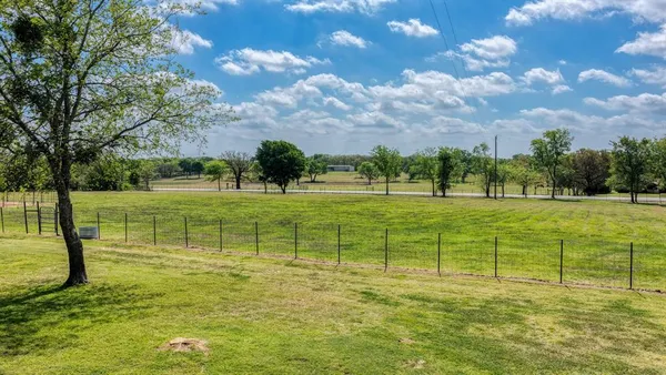 $495,000 | 1739 Farm To Market 67, Covington, TX 76636
