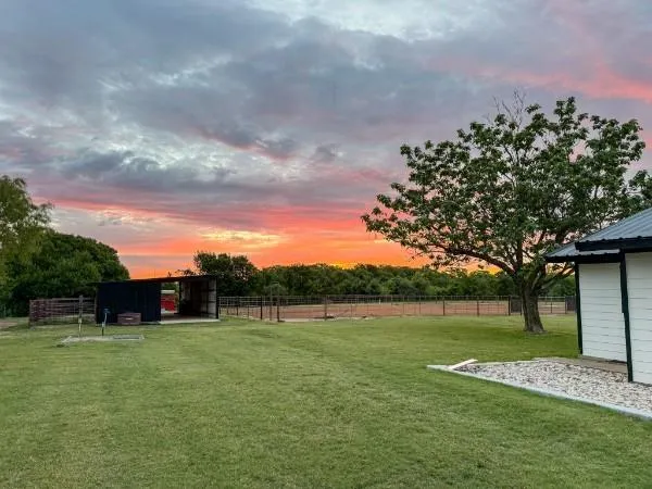 $495,000 | 1739 Farm To Market 67, Covington, TX 76636