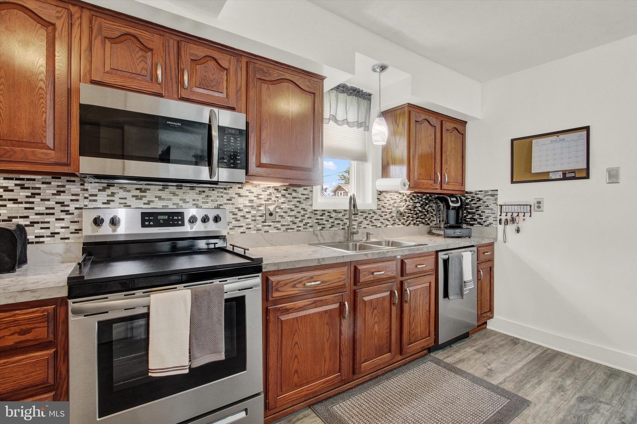 125 North High Street Spring Grove, PA 17362 - Photo 6 of 27
