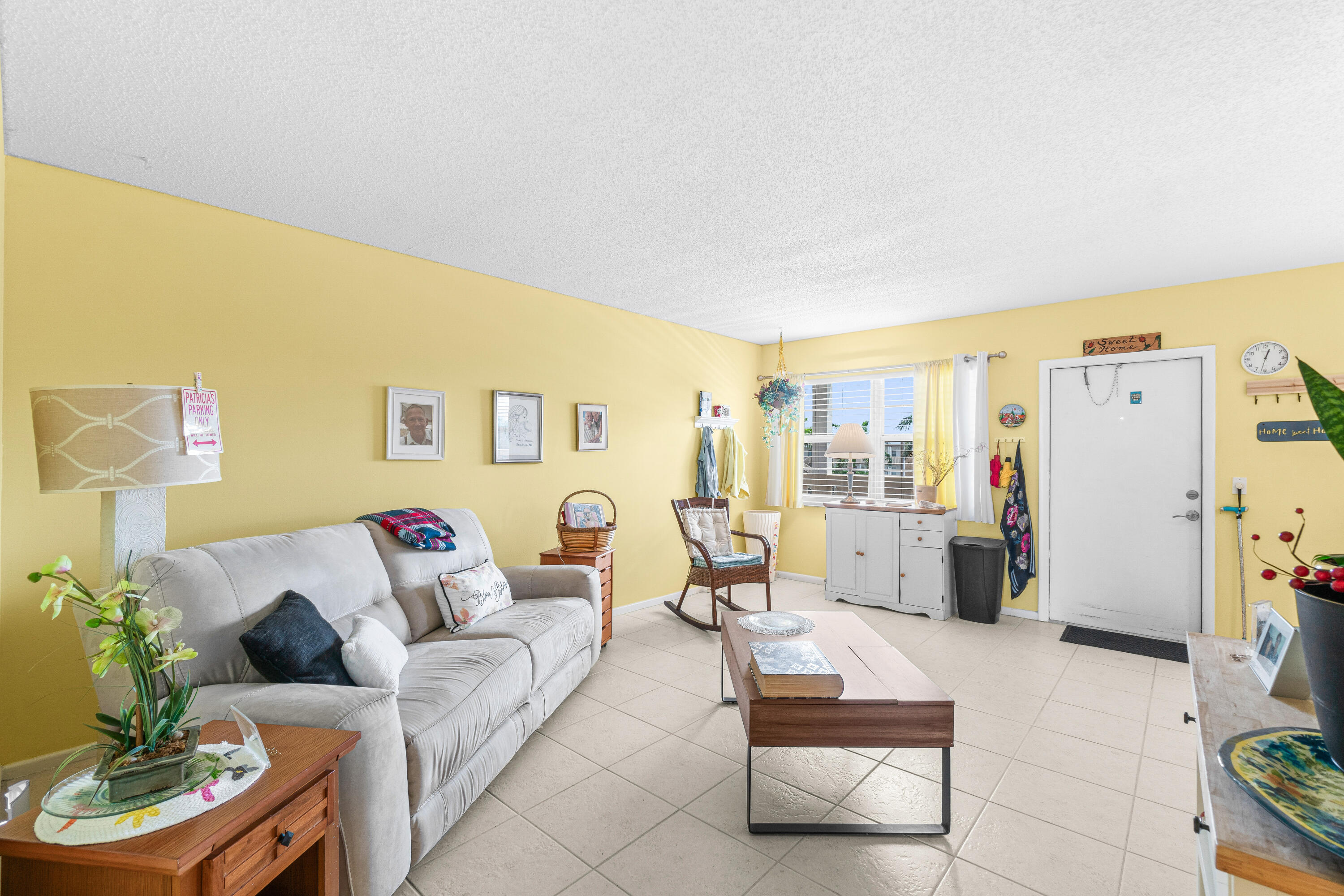 4070 Guildford East, Unit D Boca Raton, FL 33434 - Photo 2 of 32 003-4070GuilfordDr-D-BocaRaton-FL-33434-