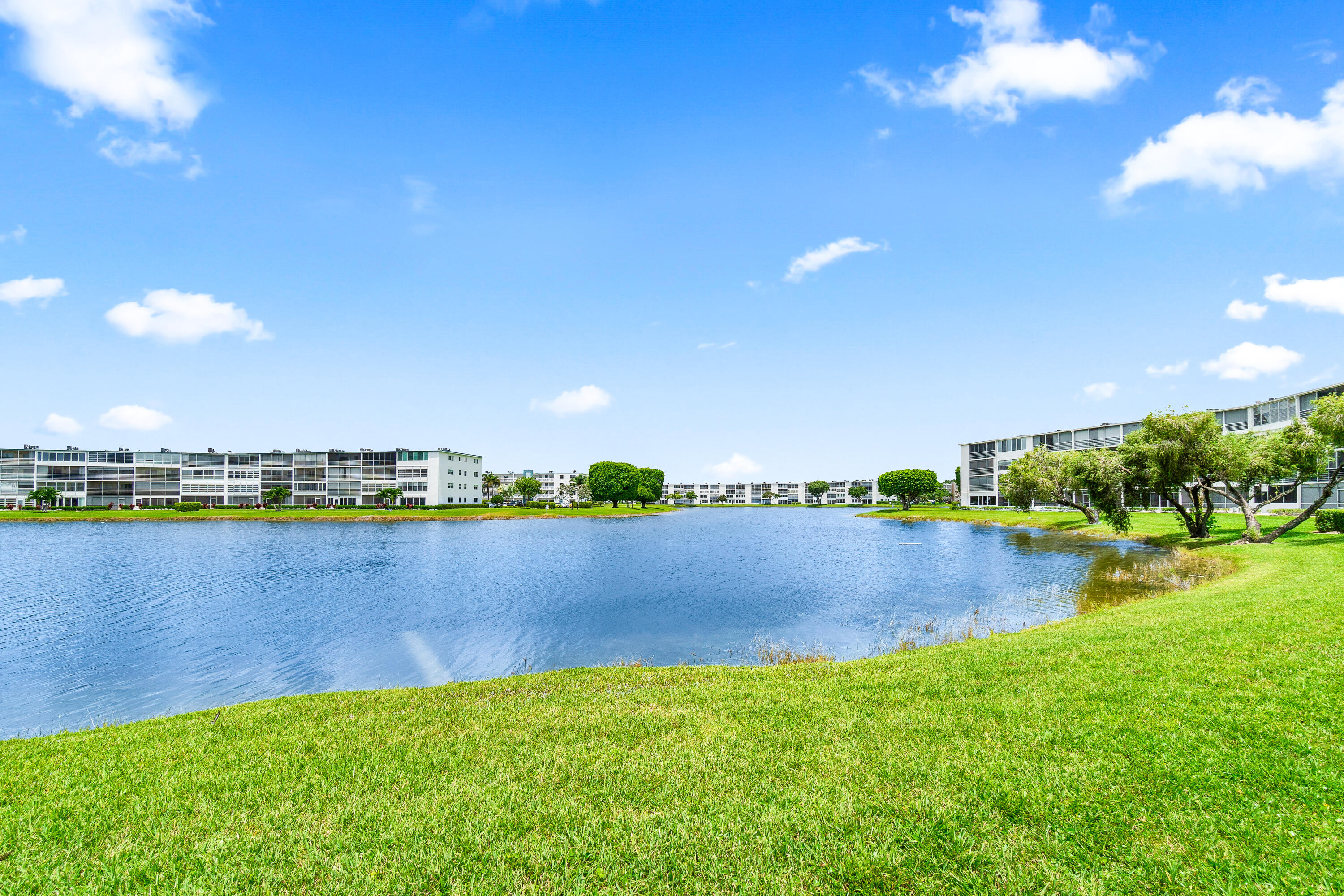 4070 Guildford East, Unit D Boca Raton, FL 33434 - Photo 26 of 32 027-4070GuilfordDr-D-BocaRaton-FL-33434-
