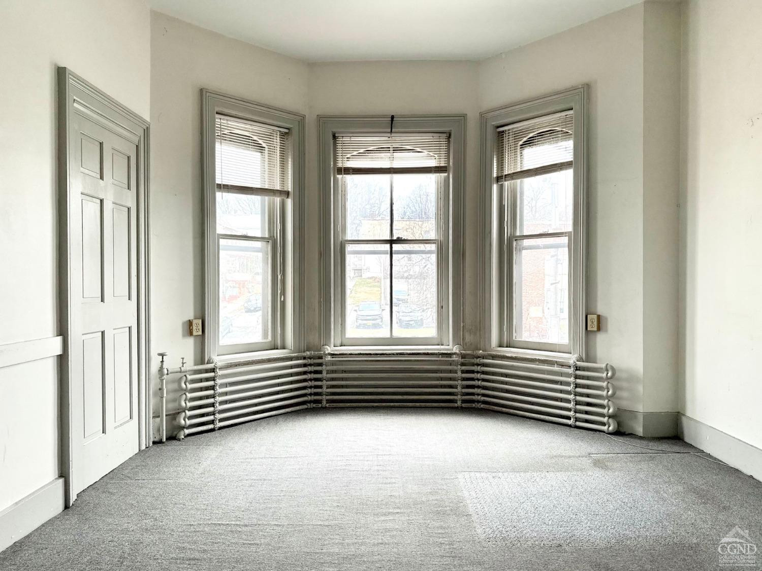 283 Main Street Catskill, NY 12414 - Photo 14 of 25 an empty room with windows