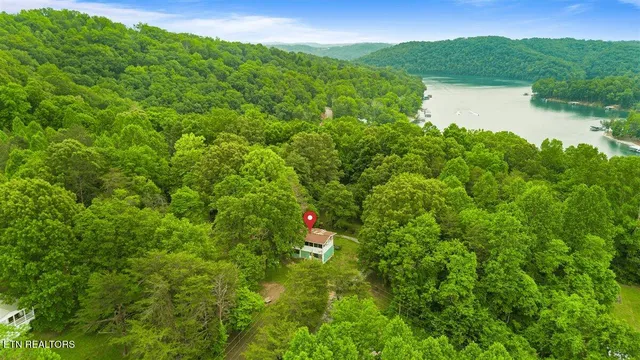 $70,000 | 157 Chestnut Circle, La Follette, TN 37766