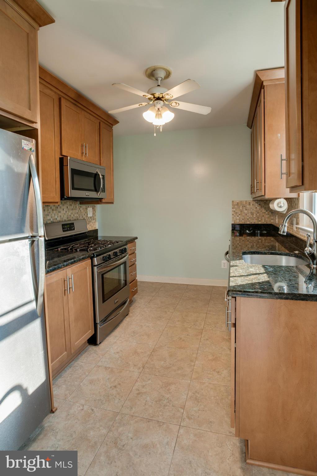 3500 Georgetown Road Baltimore, MD 21227 - Photo 15 of 30 Kitchen