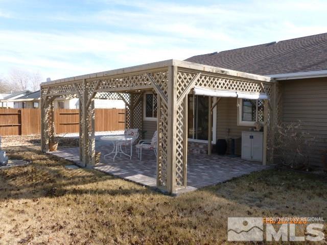 1850 Rice Road Fallon, NV 89406 - Photo 18 of 23 a view of a house with a outdoor space