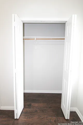 $1,150 | 530 Dukeway Drive, Unit 3, Universal City, TX 78148