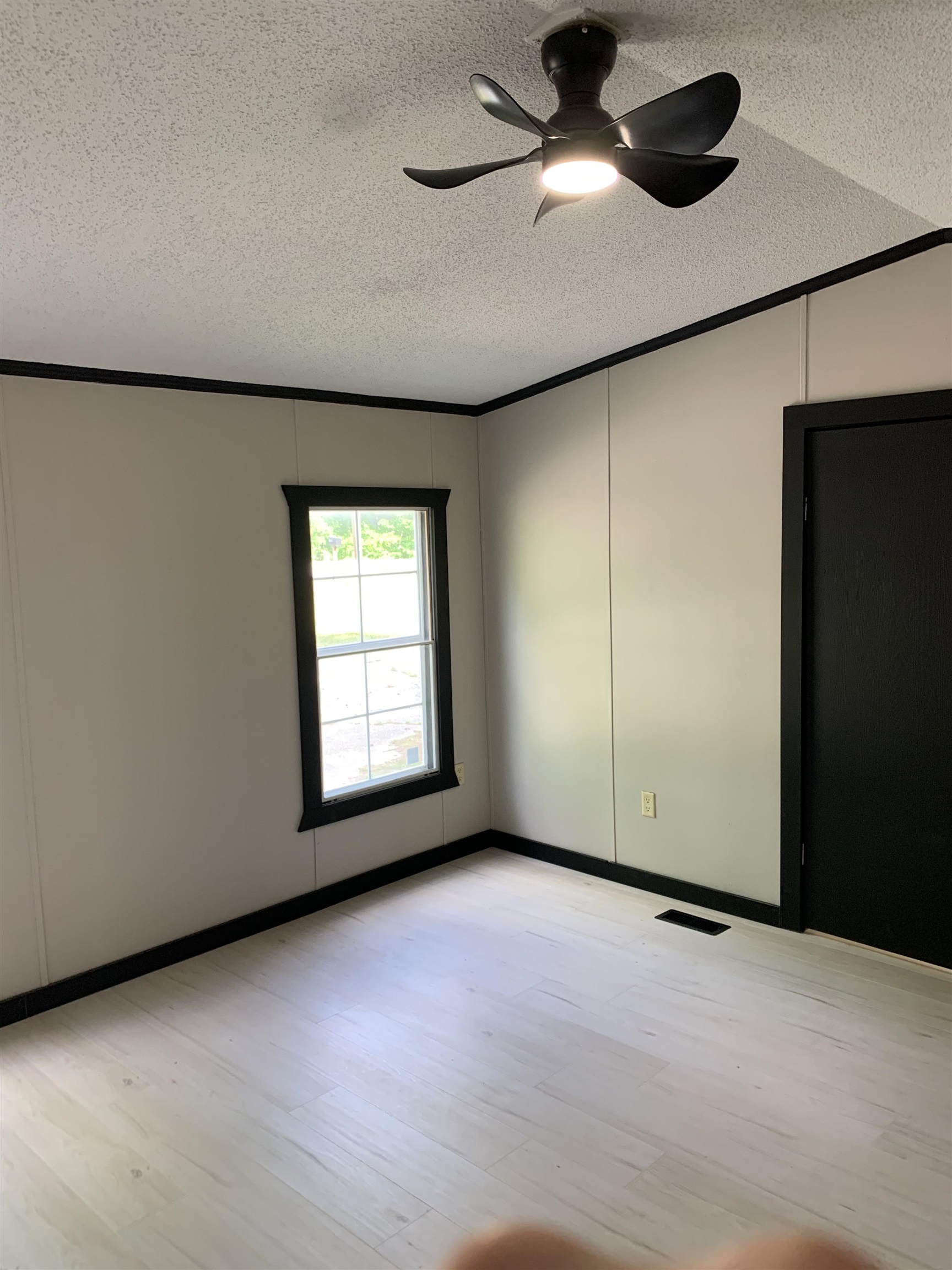 376 Virginia Circle Waterloo, SC 29384 - Photo 16 of 26