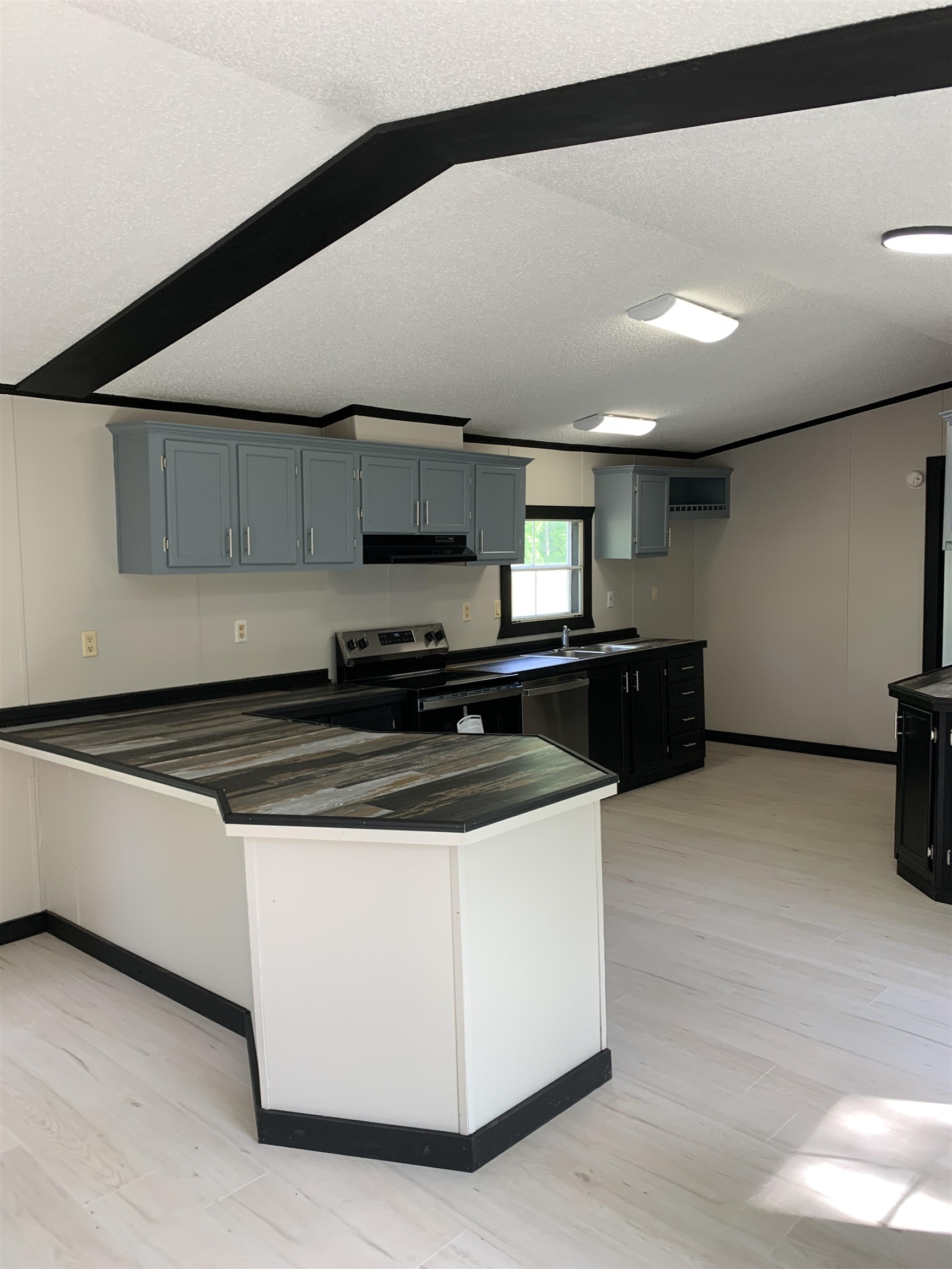 376 Virginia Circle Waterloo, SC 29384 - Photo 10 of 26