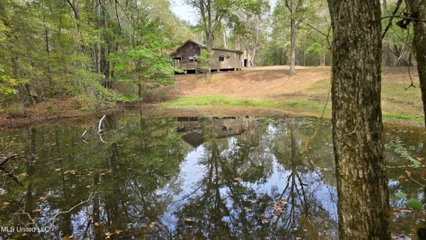 $395,000 | 19757 Highway 17, Lexington, MS 39095