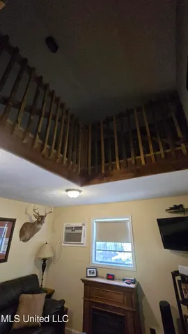 $395,000 | 19757 Highway 17, Lexington, MS 39095