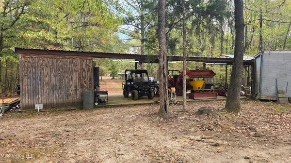 $395,000 | 19757 Highway 17, Lexington, MS 39095