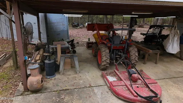 $395,000 | 19757 Highway 17, Lexington, MS 39095