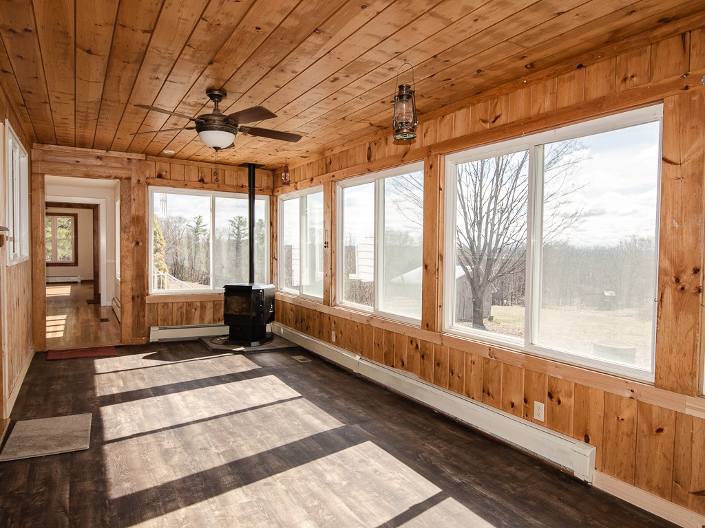35 Chestnut Hill Road Amherst, NH 03031 - Photo 5 of 40