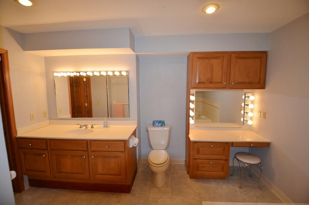 1670 Turtle Mound Lane Whitewater, WI 53190 - Photo 25 of 59 Master Bath 1