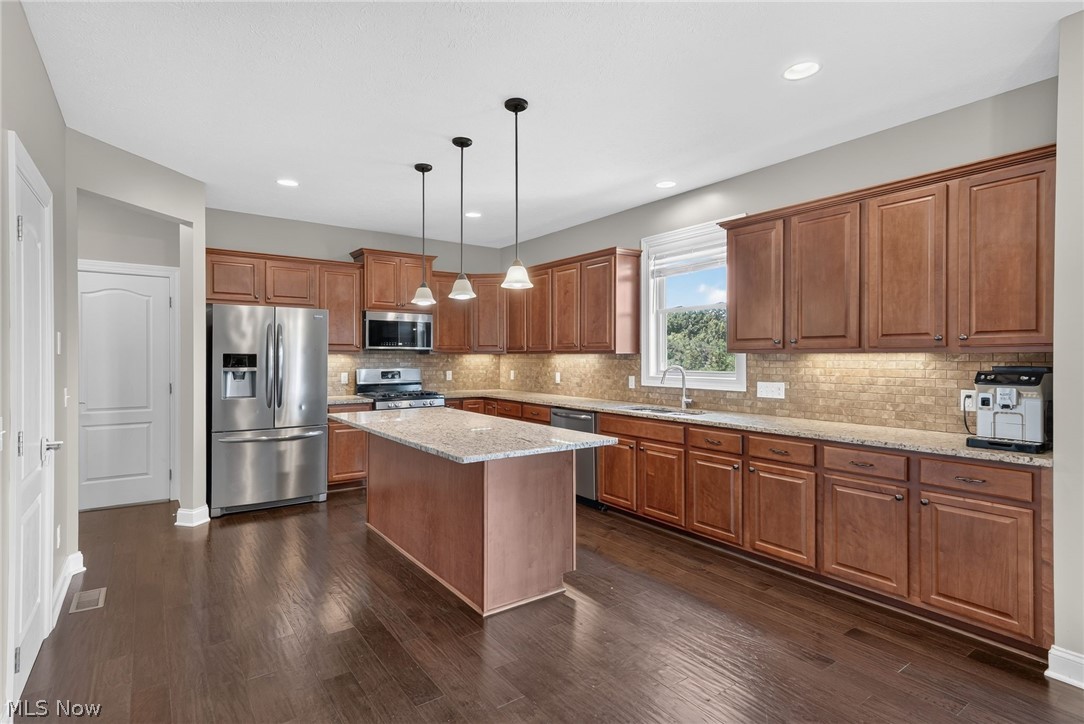 22334 Pinnacle Point Strongsville, OH 44149 - Photo 9 of 50
