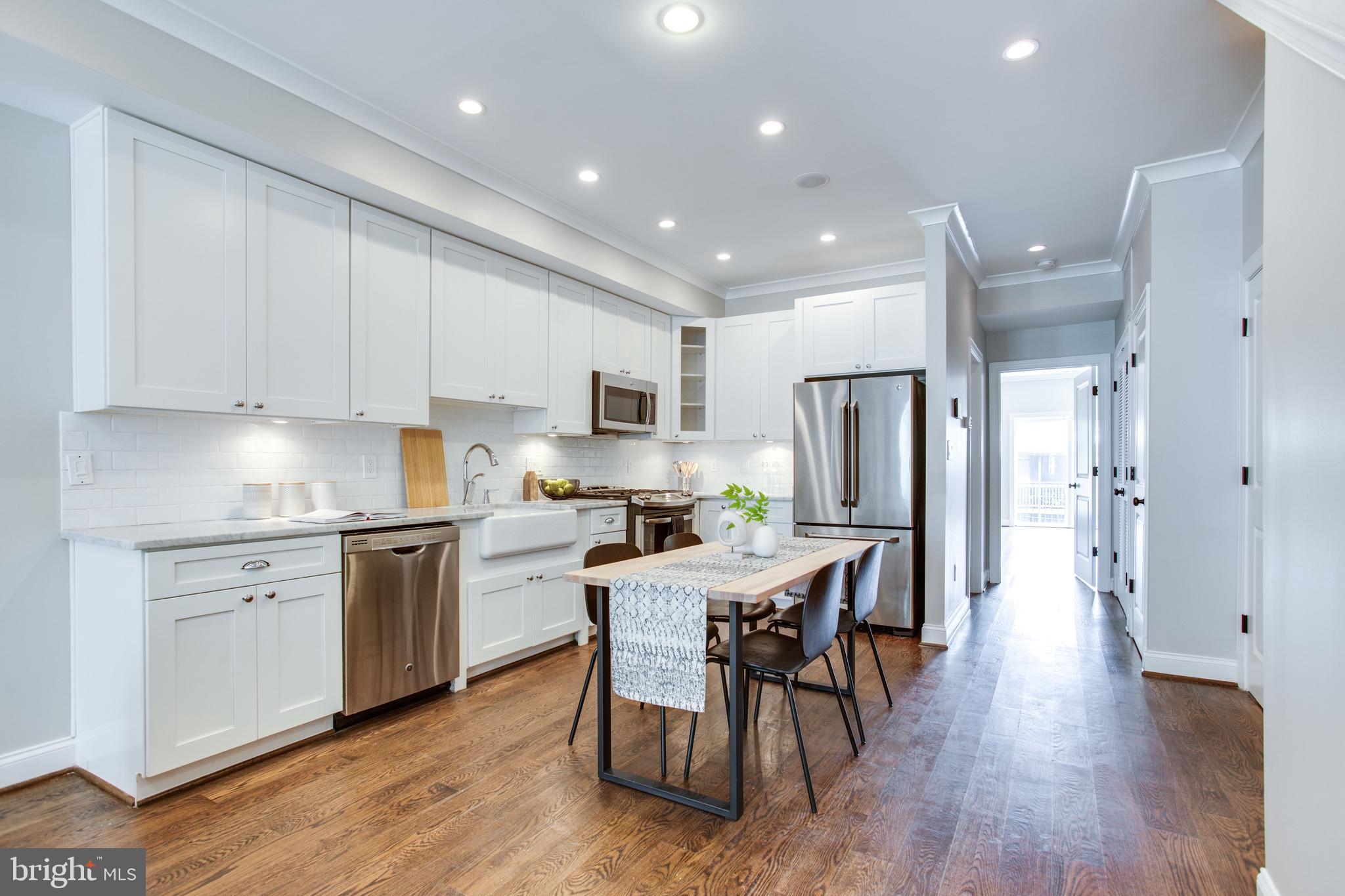 Classically chic kitchen