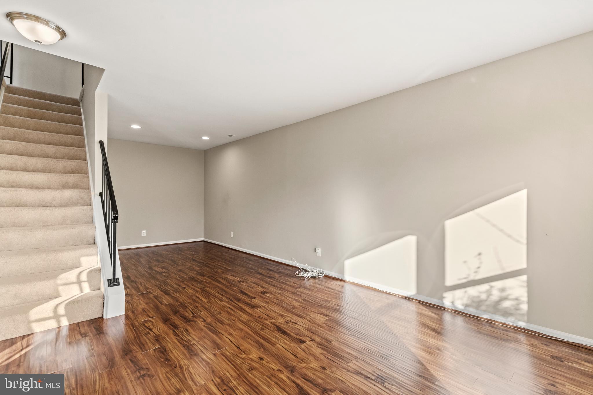 6025 Sunset Ridge Court Centreville, VA 20121 - Photo 15 of 32 Gallery Image 15