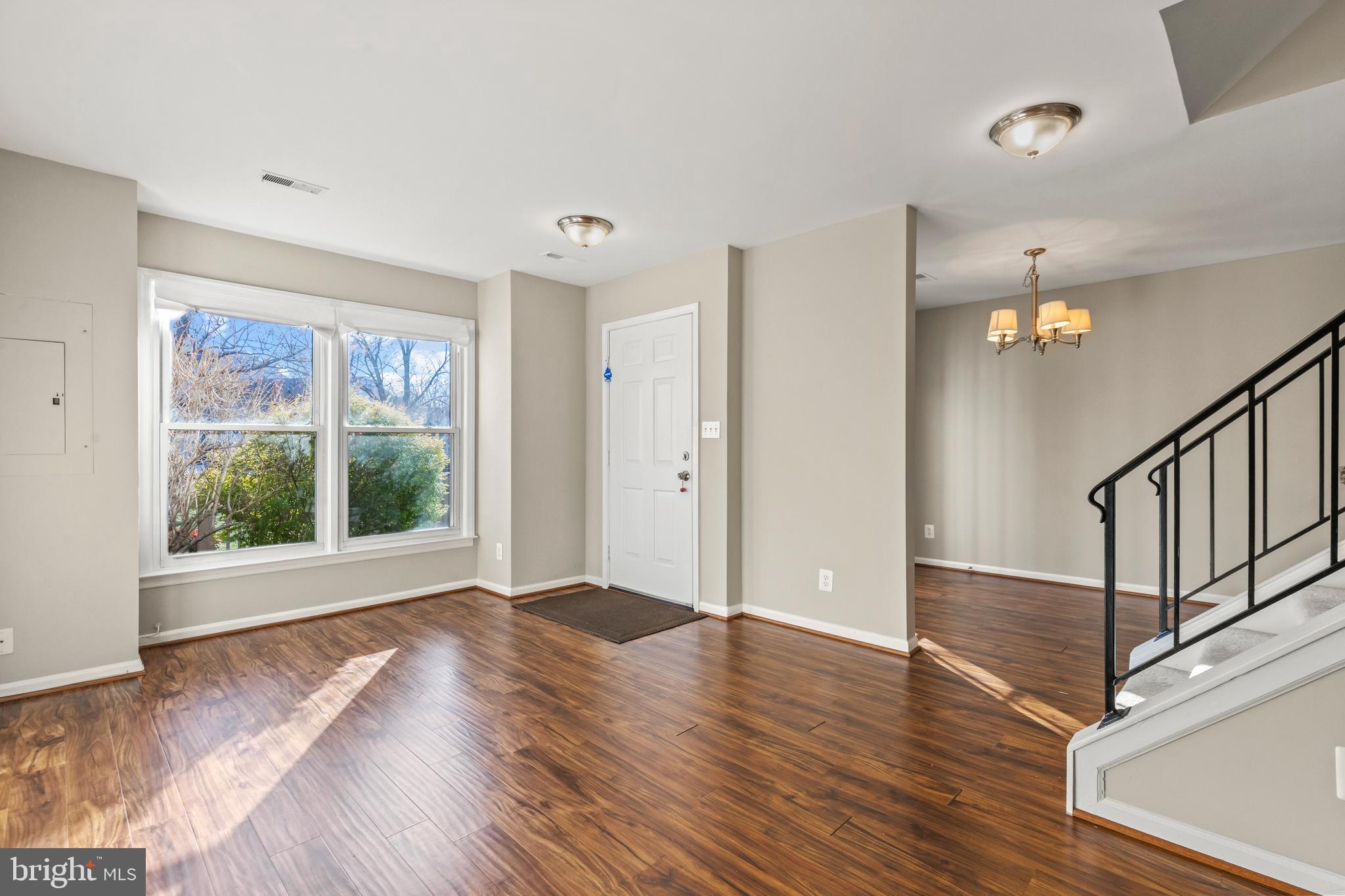 6025 Sunset Ridge Court Centreville, VA 20121 - Photo 16 of 32 Gallery Image 16