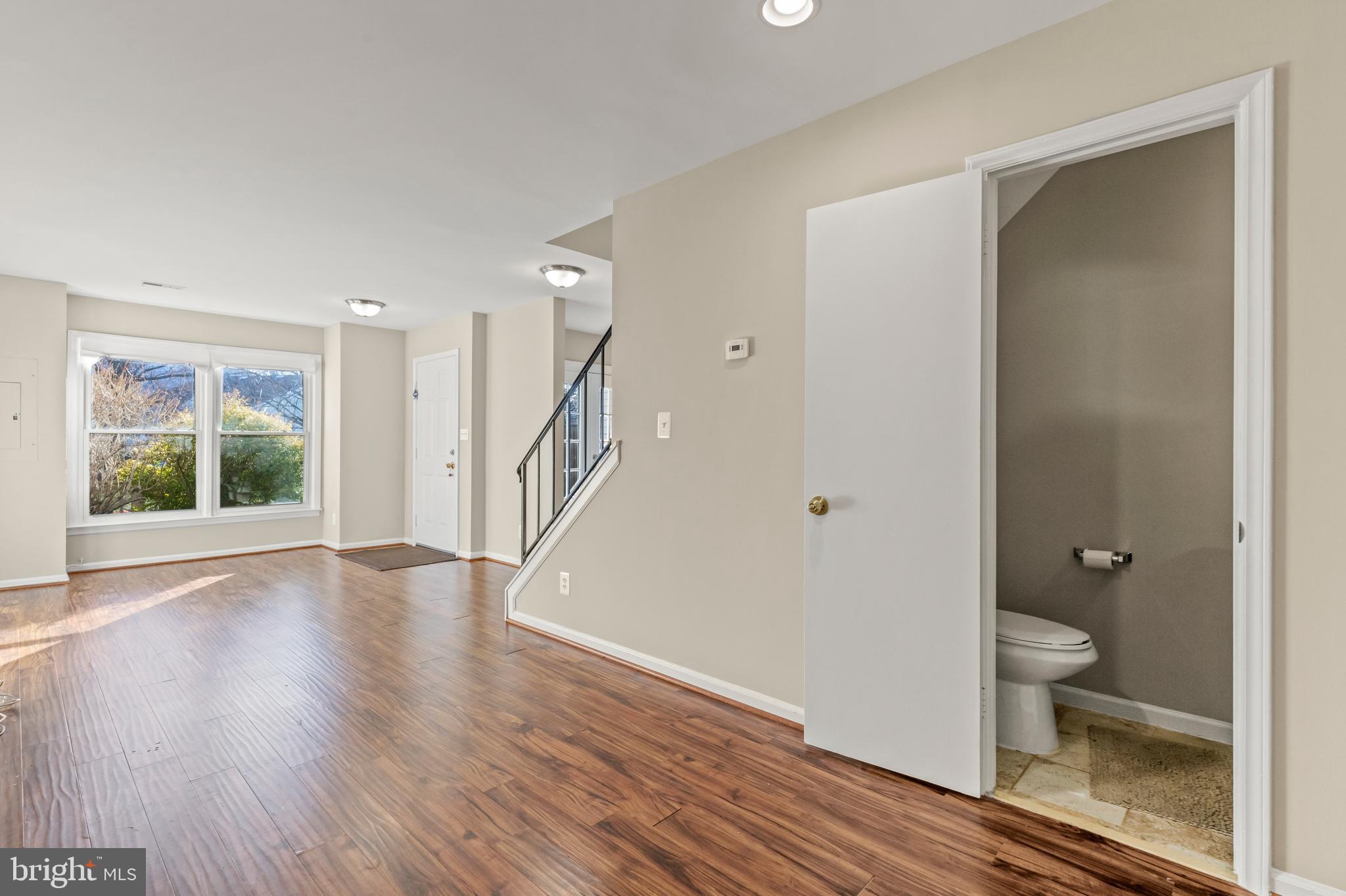 6025 Sunset Ridge Court Centreville, VA 20121 - Photo 18 of 32 Gallery Image 18