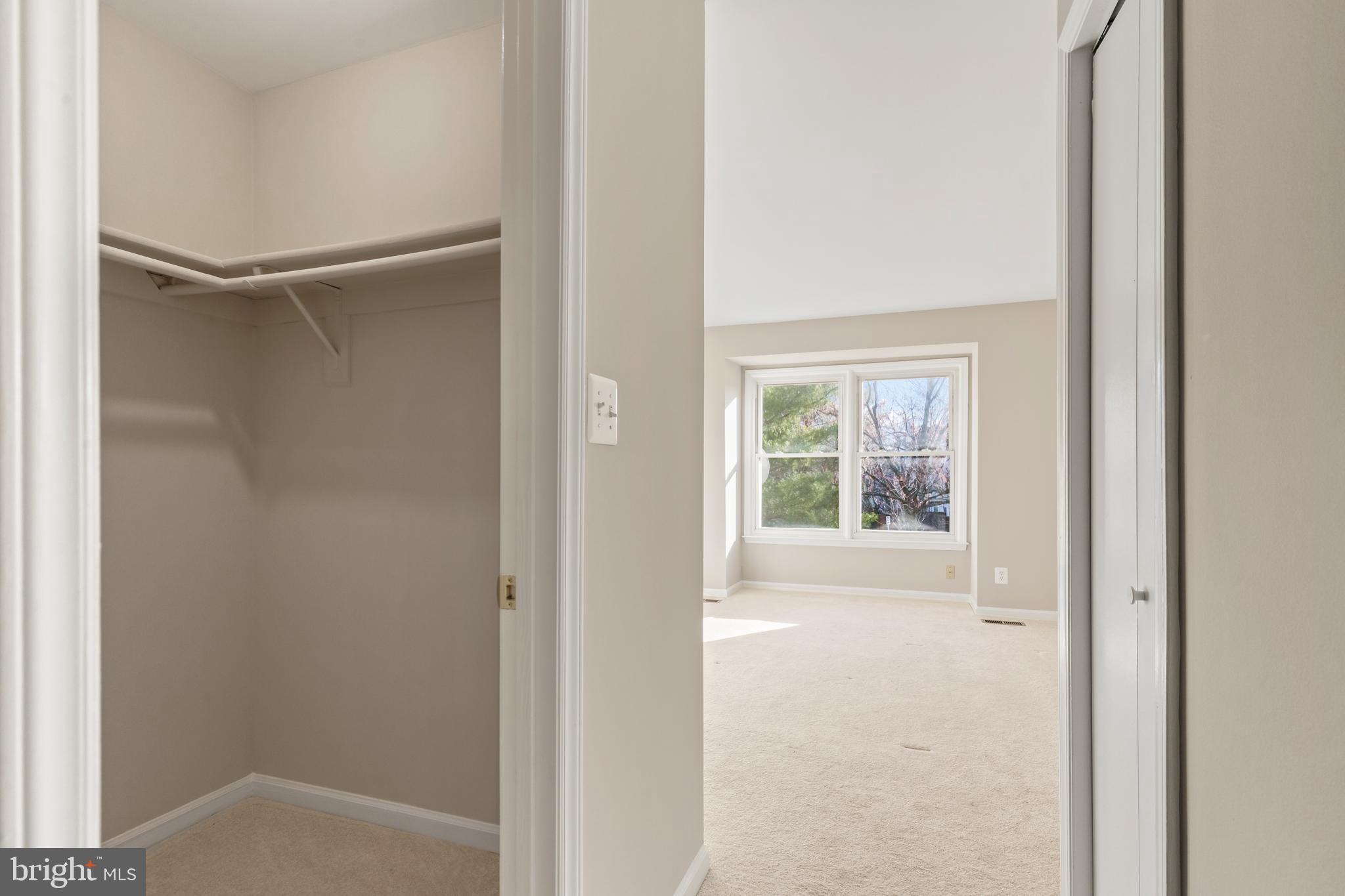 6025 Sunset Ridge Court Centreville, VA 20121 - Photo 27 of 32 Gallery Image 27