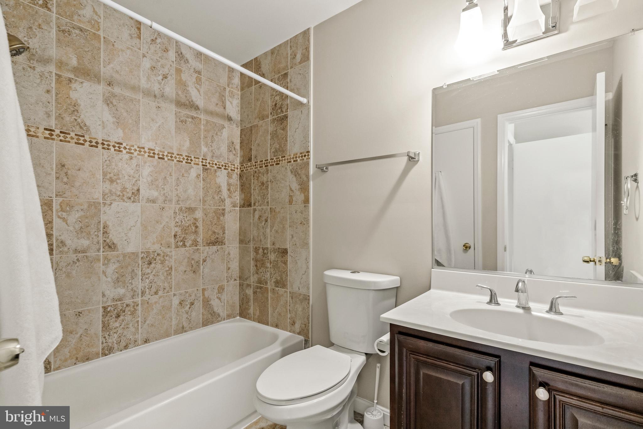 6025 Sunset Ridge Court Centreville, VA 20121 - Photo 32 of 32 Gallery Image 32