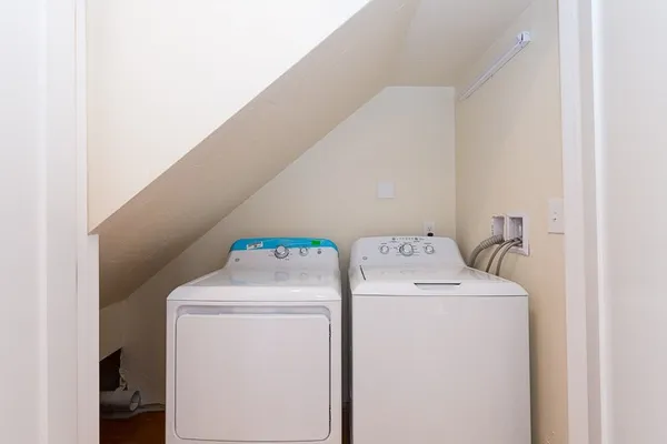 $3,995 | 9-11 Rock Valley Avenue, Unit 2, Everett, MA 02149