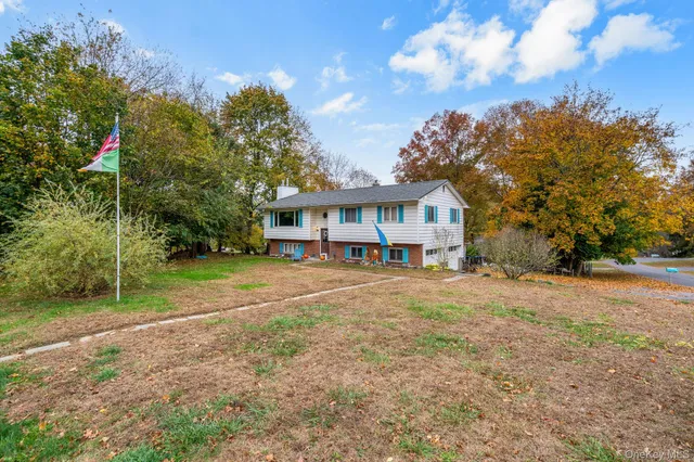 $449,999 | 1 Apple Lane, Wallkill, NY 12589