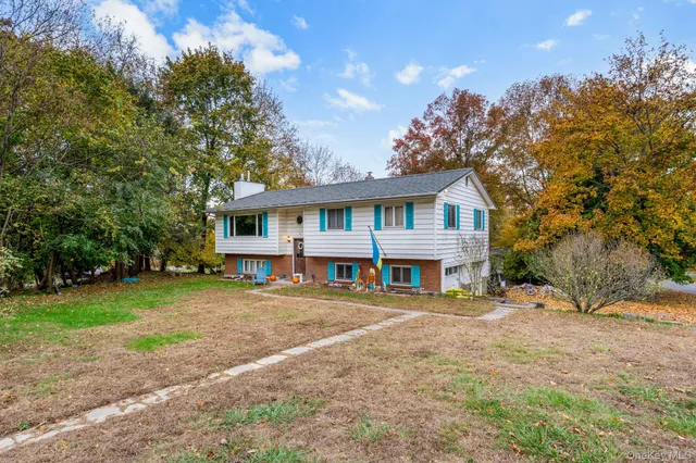 $449,999 | 1 Apple Lane, Wallkill, NY 12589