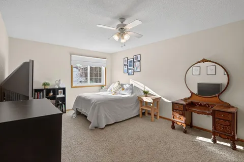 $210,000 | 4065 Wilshire Circle, Unit 8, Shoreview, MN 55126