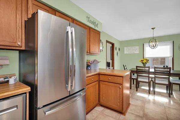 $300,000 | 2062 West Garden Drive, Kankakee, IL 60901