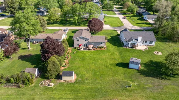 $300,000 | 2062 West Garden Drive, Kankakee, IL 60901