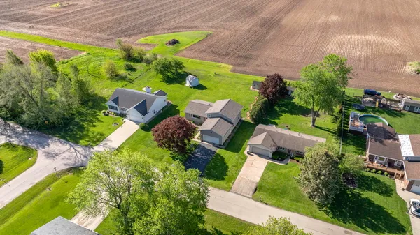 $300,000 | 2062 West Garden Drive, Kankakee, IL 60901