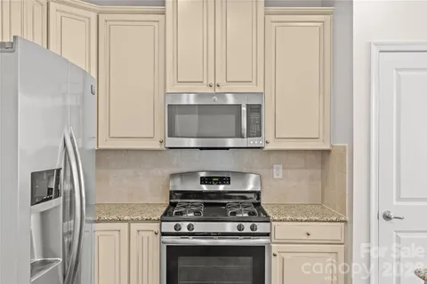 $450,000 | 2435 Alyssa Lane, Charlotte, NC 28208