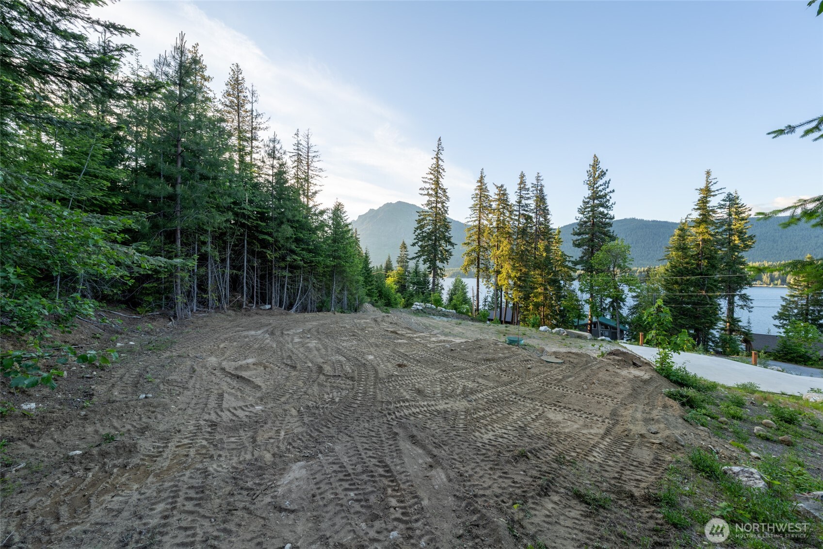16063 Cedar Brae Road Leavenworth, WA 98826 - Photo 17 of 19 a view of outdoor space with trees all around