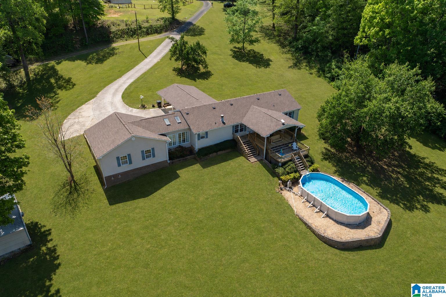 133 Higdon Creek Road Adger, AL 35006 - Photo 2 of 42
