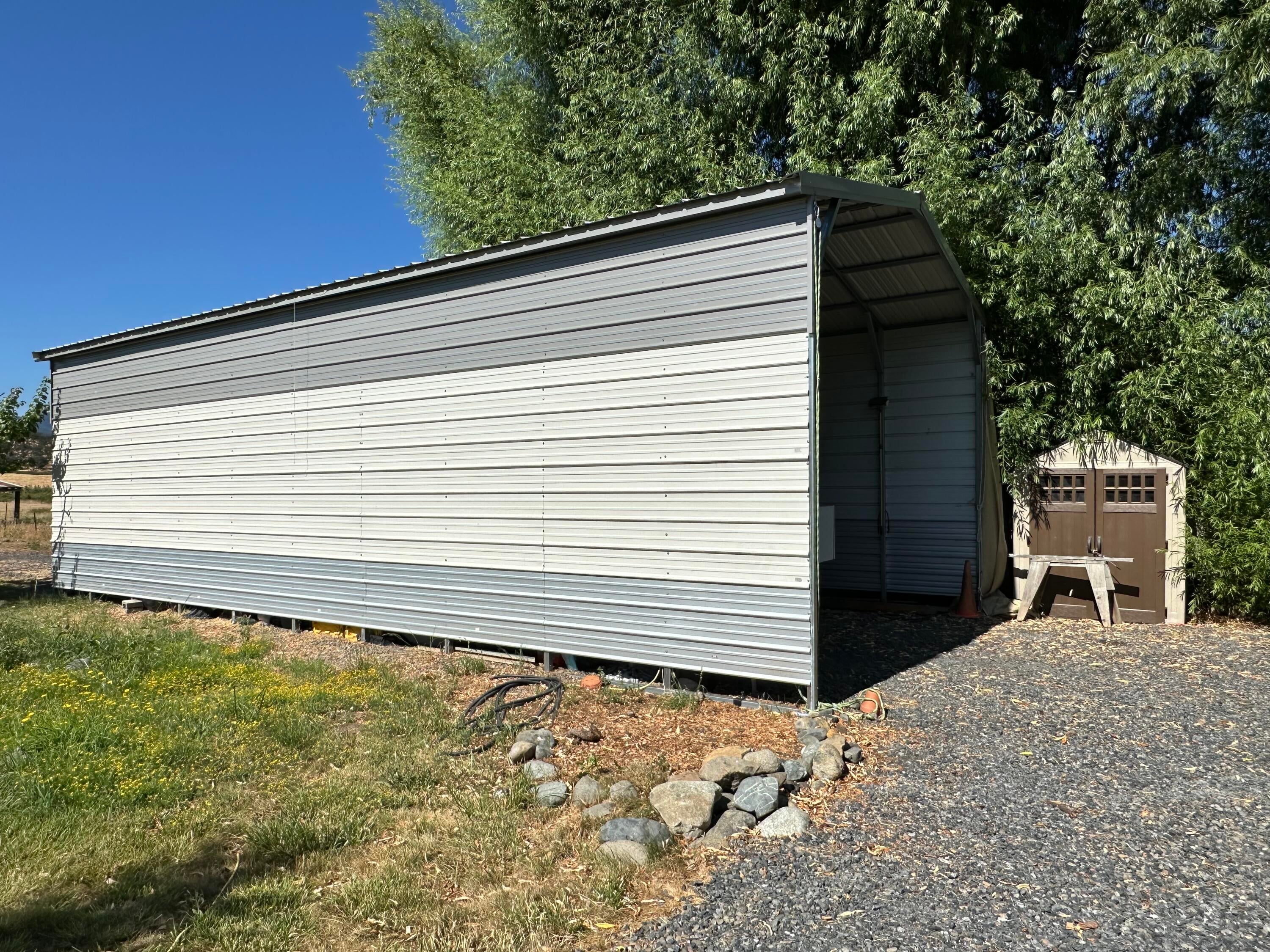 4810 Fern Valley Road Medford, OR 97504 - Photo 57 of 72 IMG_9079
