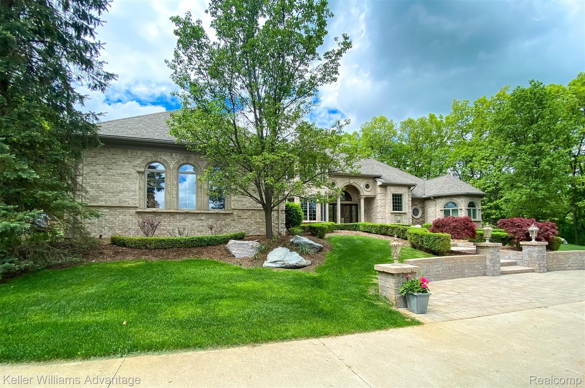 5520 Oak Bluff Road Rochester, MI 48306 - Photo 57 of 60 OakBluffRd_5520_Front_03.jpg