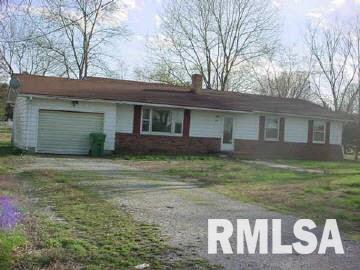 211 Van Gorham, IL 62940 - Photo 1 of 3 Gallery Image 1