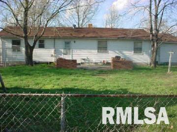 211 Van Gorham, IL 62940 - Photo 3 of 3 Gallery Image 3
