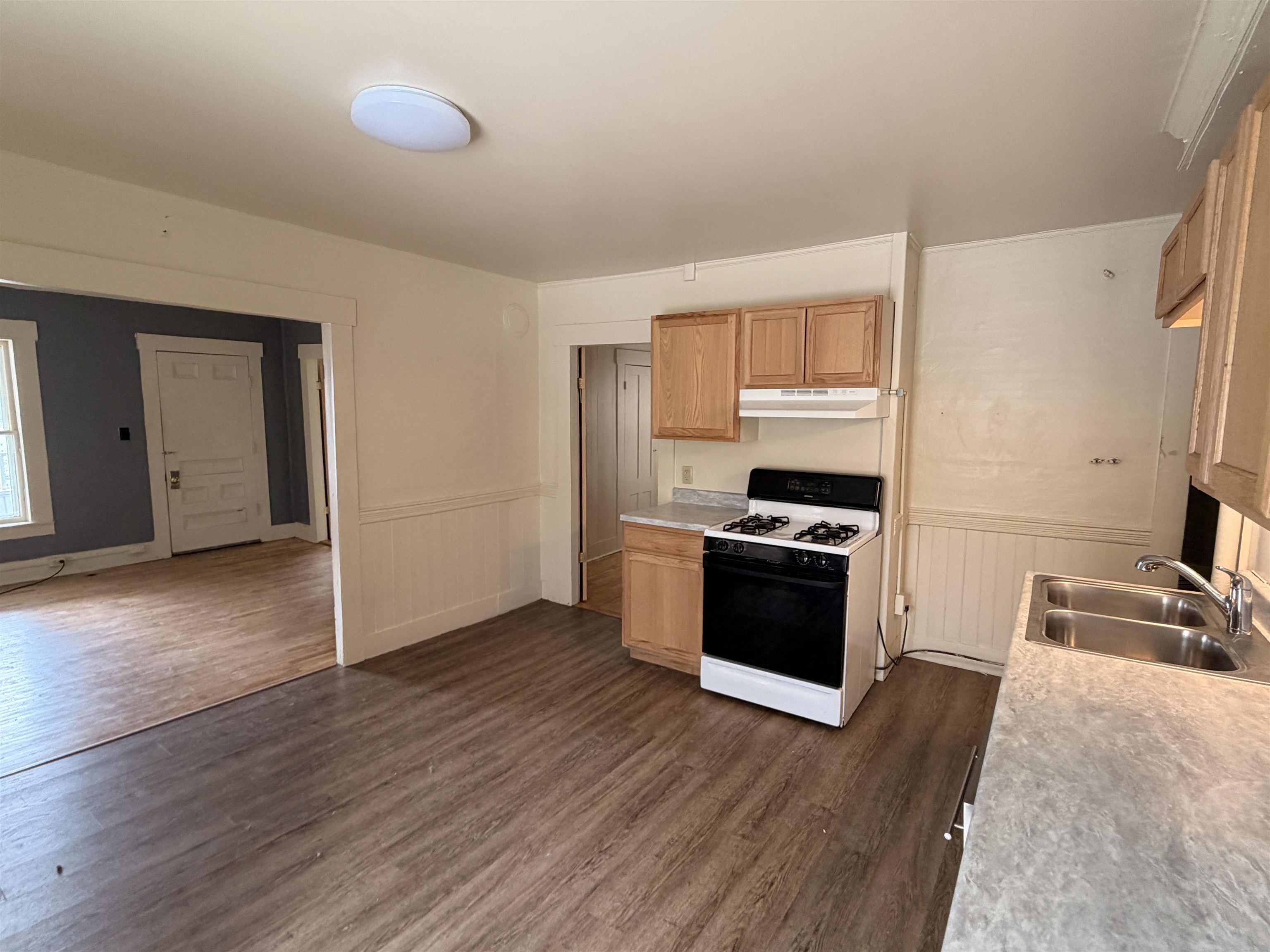 2 Plain Street Barre, VT 05641 - Photo 2 of 14