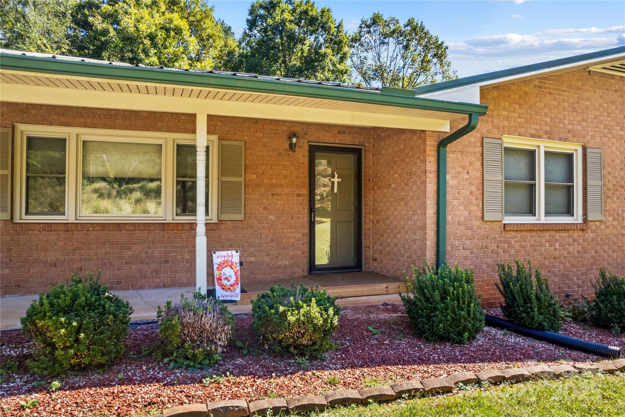 2607 Moss Road Statesville, NC 28677 - Photo 3 of 47 Gallery Image 3