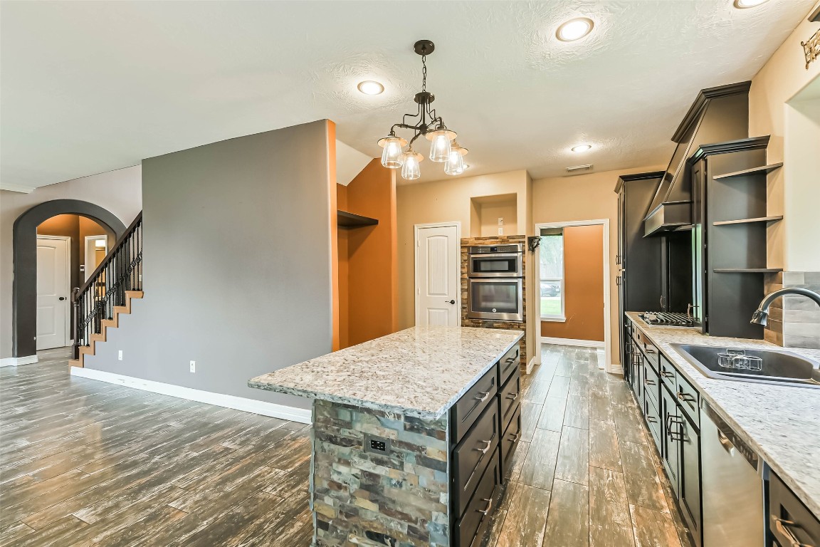 6118 Caroline Green Court Spring, TX 77373 - Photo 16 of 48