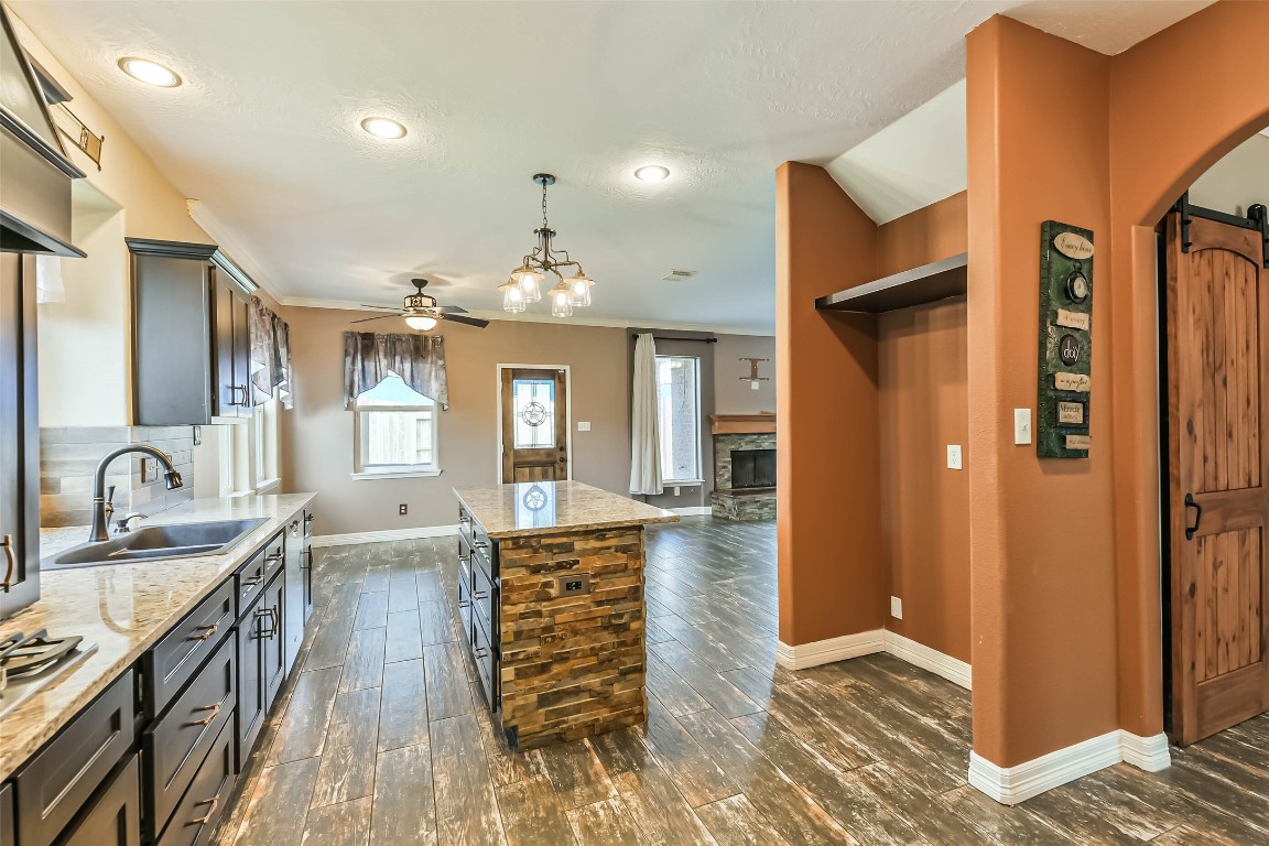 6118 Caroline Green Court Spring, TX 77373 - Photo 18 of 48