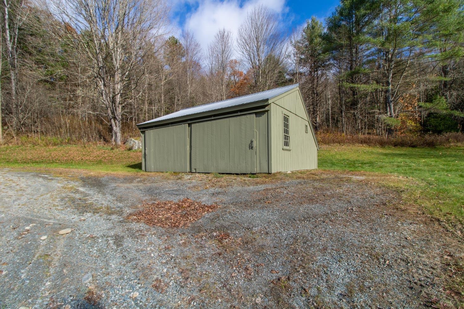 285 Appleton Perry Drive Ryegate, VT 05069 - Photo 13 of 36