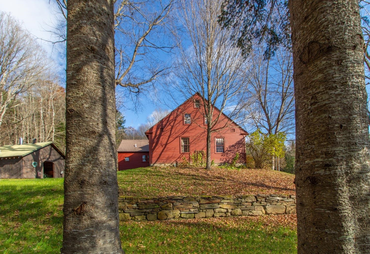 285 Appleton Perry Drive Ryegate, VT 05069 - Photo 33 of 36