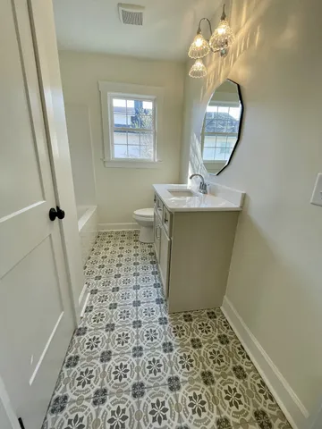 $289,900 | 330 Jackson Avenue, Lawrenceburg, TN 38464